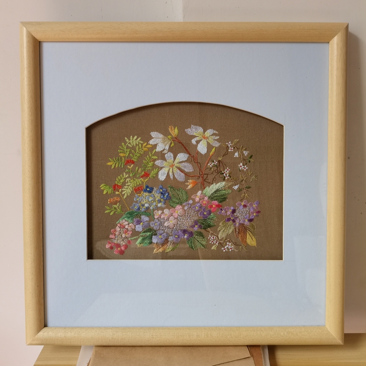 刺绣画家居装饰欧式风格手推绣仿户冢贞子