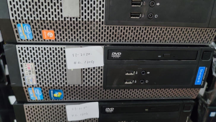 戴尔3010准系统i3 2120+4g内存...