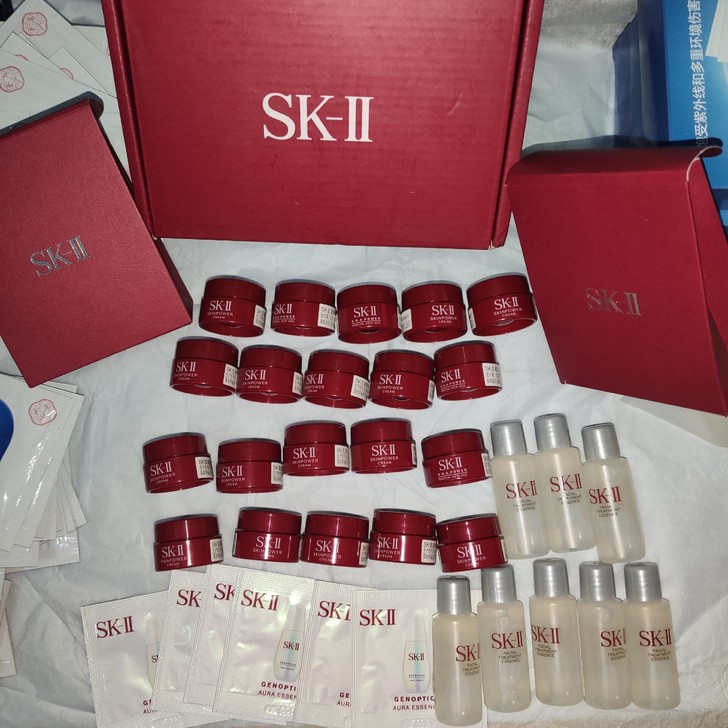 SKII大红瓶面霜，余18个，25一个，