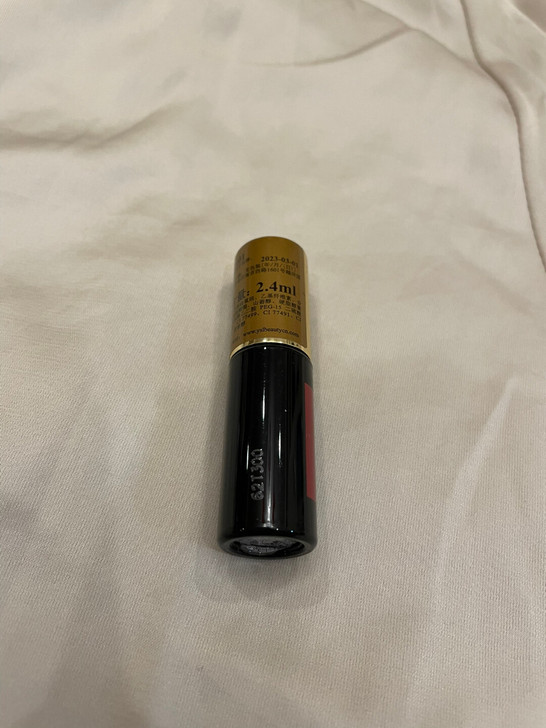 出小红书YSL 圣罗兰 黑管唇釉 401色...