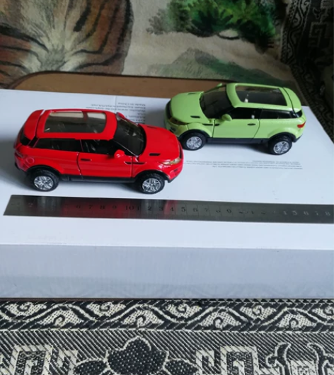 路虎极光车模 四开声光回力，单车价格，包邮...