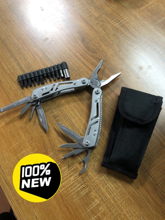 多功能工具钳板手木锯指甲锉组合万用工具刀钳...