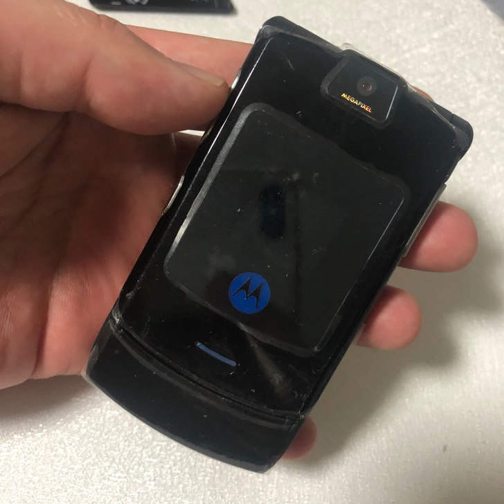 摩托罗拉V3i经典原装翻盖手机，刀锋。一电...