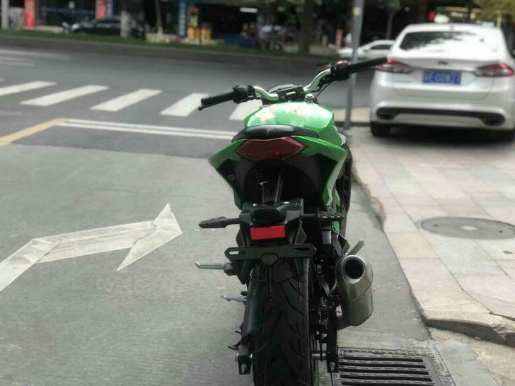 出一辆街车国产n19车子很新的
