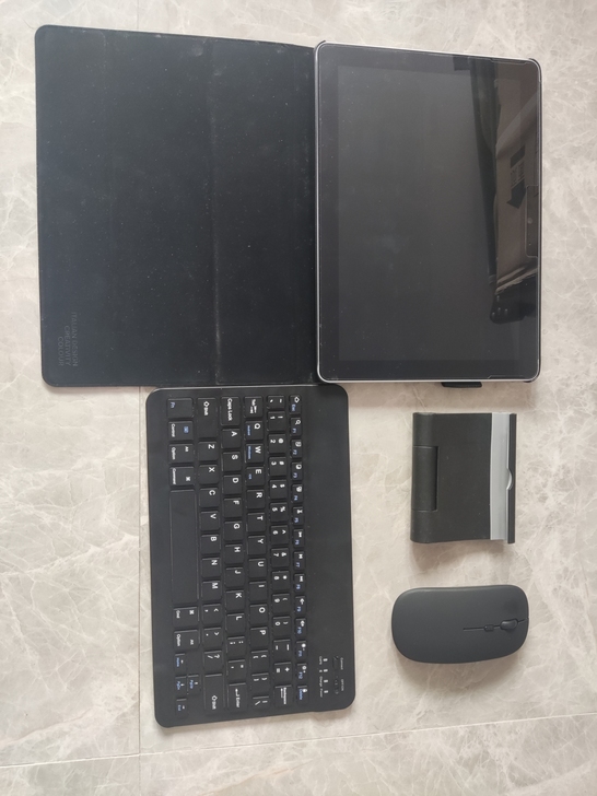 surface go 4+64官翻版，大概...