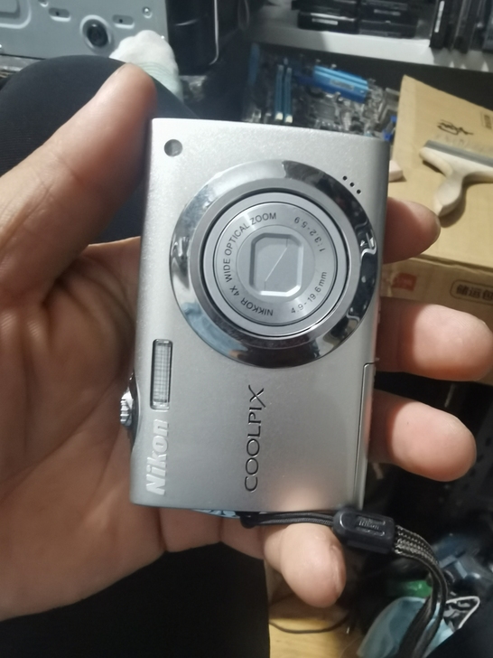 尼康S4000数码相机