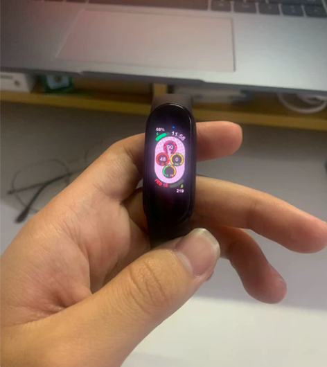 小米手环5NFC，自用一年，屏幕有点划痕，...