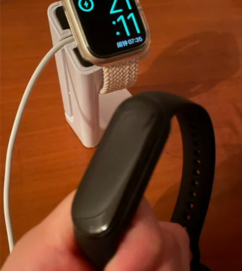 官网买的，自用小米手环6，就带了四个月，现...