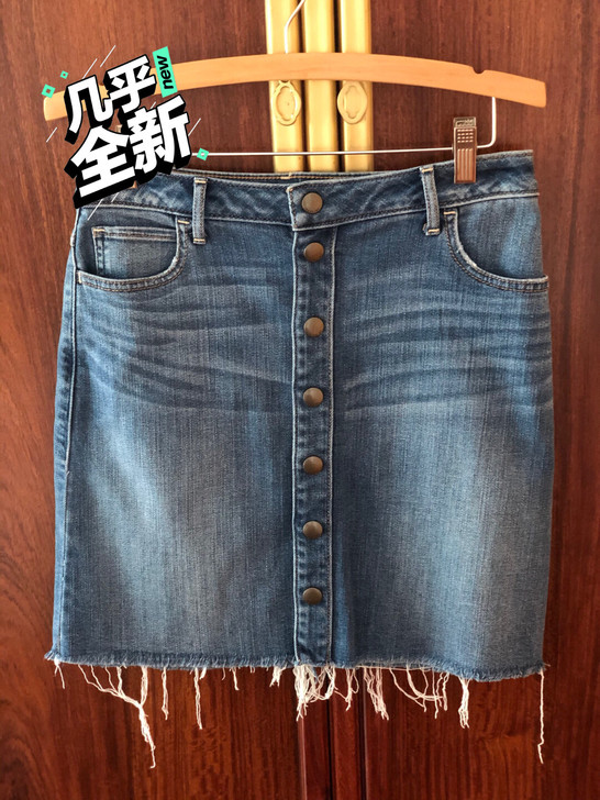 AF牛仔纽扣半身裙 九成新 裙型：铅笔裙 ...