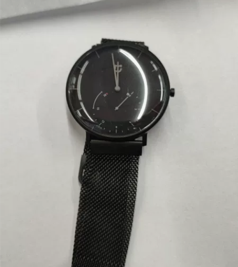 九成新米家石英手表,电池没有电了 感兴趣的...