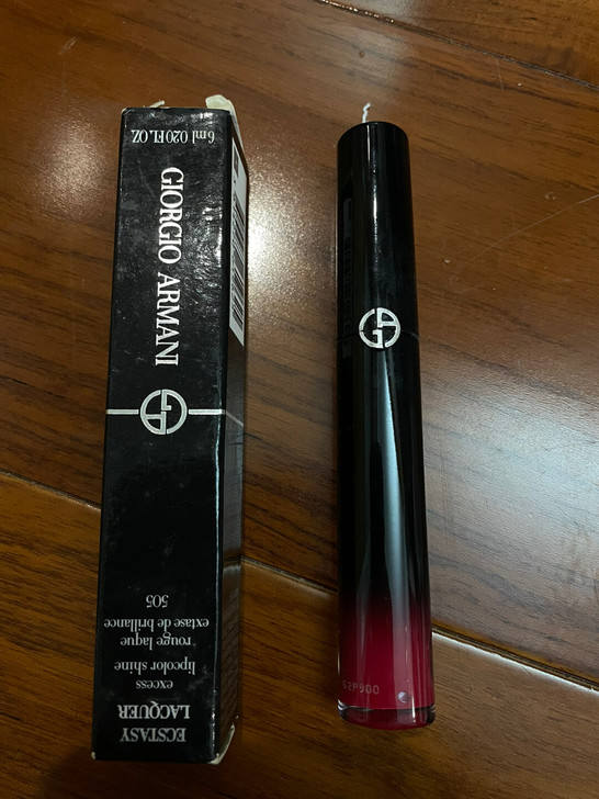 阿玛尼唇釉506,想看颜色自行小红书参考