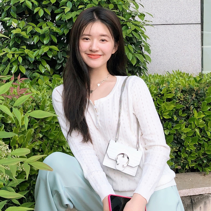 赵露思明星同款衣服白色针织衫小清新长袖上衣...