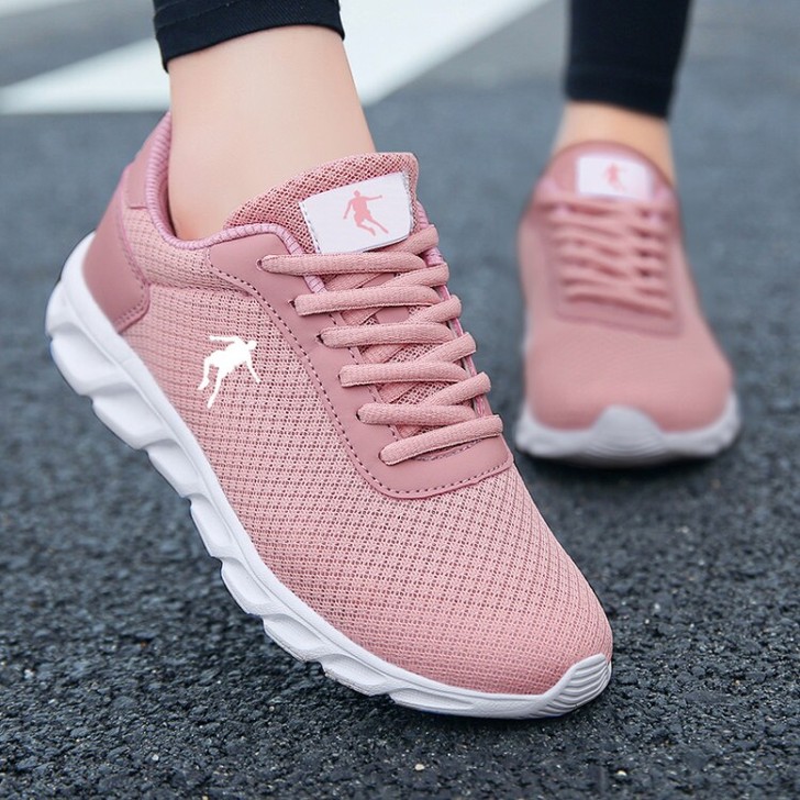 运动鞋女鞋跑步鞋2021夏季新款轻便减震网...