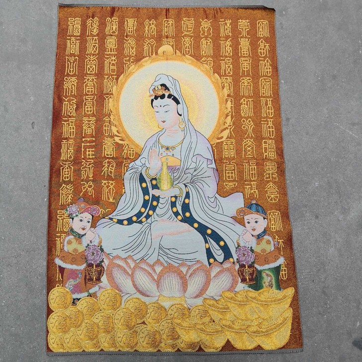 在乡下老婆婆那偶得一副未装裱刺绣画坐观音佛...