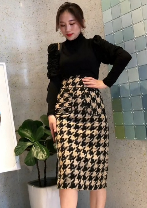 毛呢高腰格子半身裙秋冬女冬天配毛衣包臀铅笔...