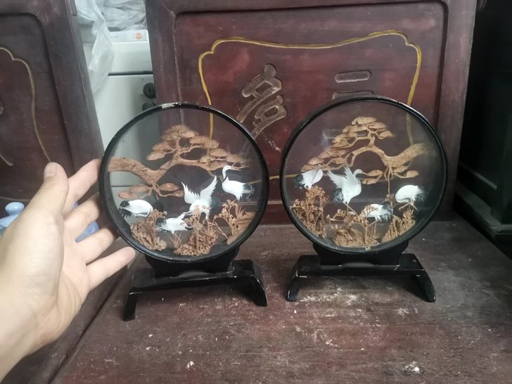 创汇期工艺画一对，非常漂亮，双面工，高22