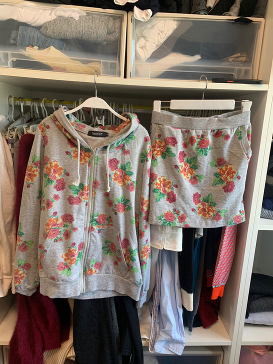 女装卫衣连帽包裙短裙运动风套装开衫灰色花朵