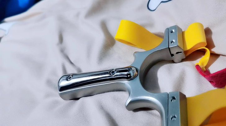 【特价36元/把包邮】全新现货弹弓，全新未...