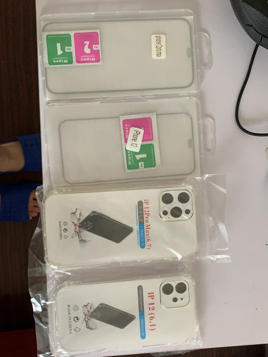 12和12 promax的手机壳，钢化膜，...