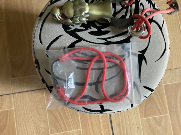 闲置一把全新龙头弹弓，
