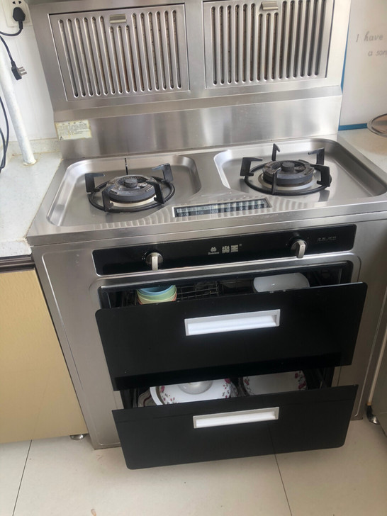 火王集成灶，自用六年多。上下抽屉，带消毒柜...