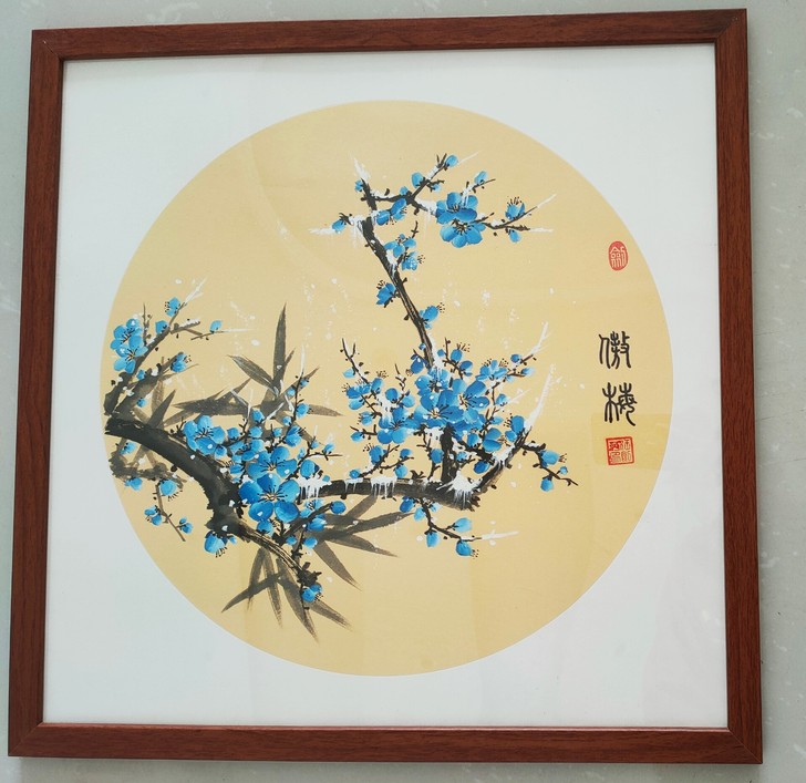 纯手绘国画，已装裱，尺寸50*50