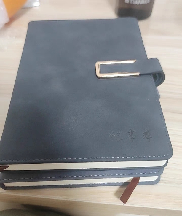 【全新包邮】复古笔记本，A5商务记事本，学...