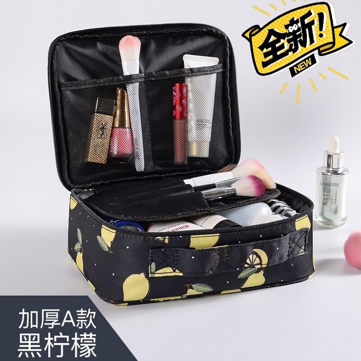 朋友刚送的没有用,全新没有拆封,大容量化妆...