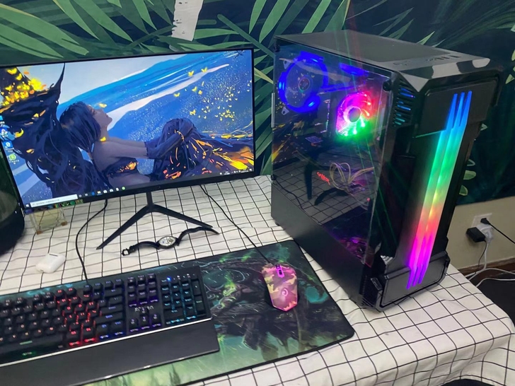 I7级八核16g 个人55万分电脑台式机d...