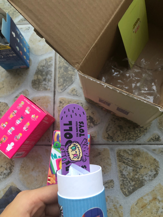 泡泡玛特拉不不labubu手指滑板 出Cl...