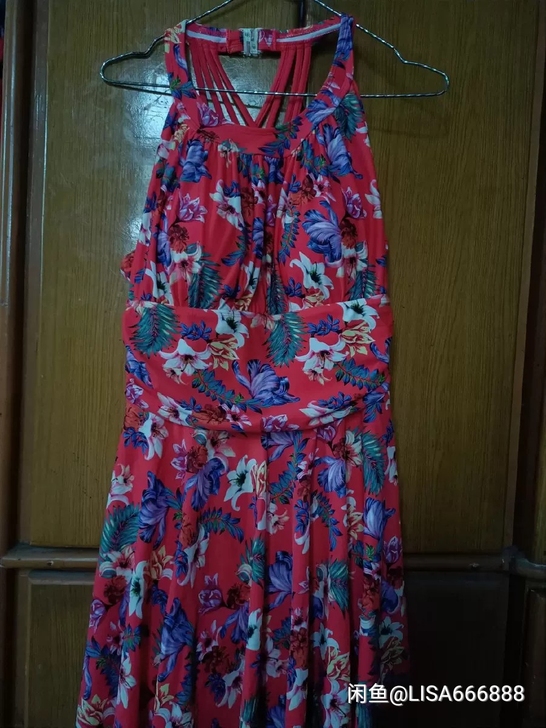 女士泳衣红色XL码，125斤以内都能穿，1...