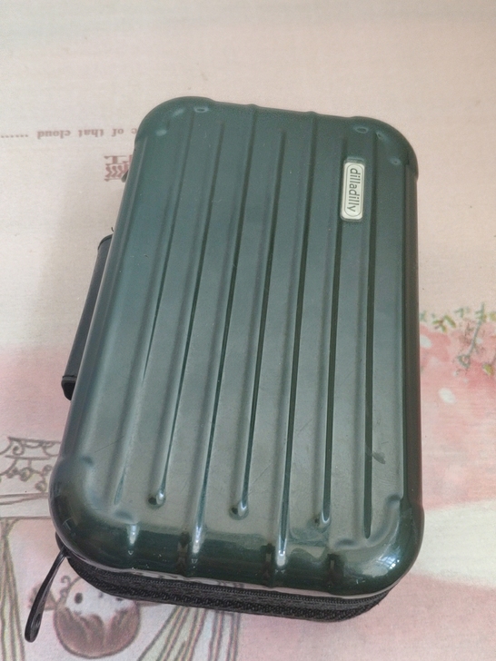 旅行化妆硬壳防水手机包航空洗漱包pc功能盒