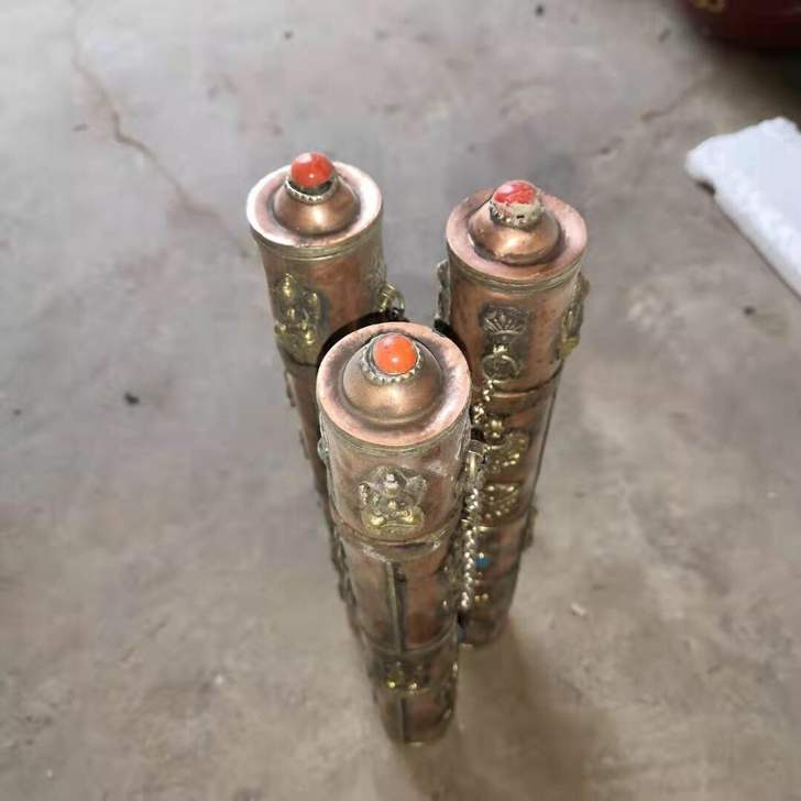 佛贡品法器，清末民初镶嵌宝石浮雕佛像材质铜...