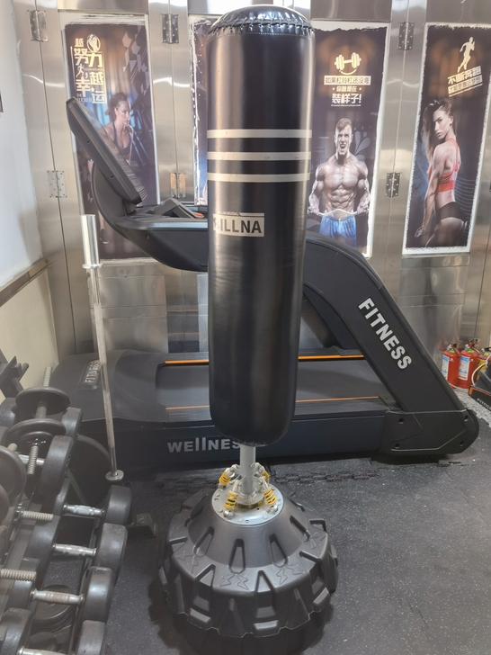 比纳拳击沙袋散打立式家用不倒翁沙包吊式成人...