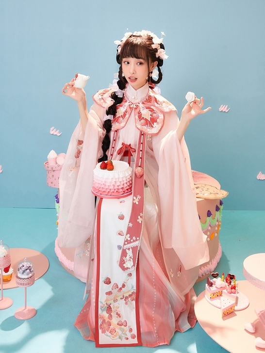 【十三余 小豆蔻儿】[兔兔草莓] 立领长衫...