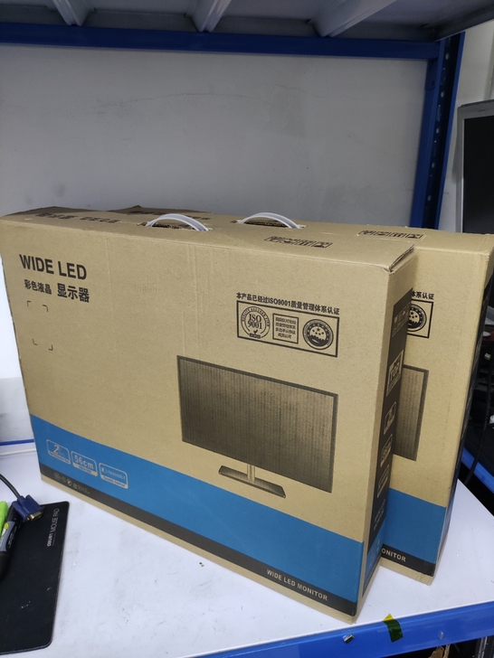 两台全新21英寸显示器,之前买多了的,全新...