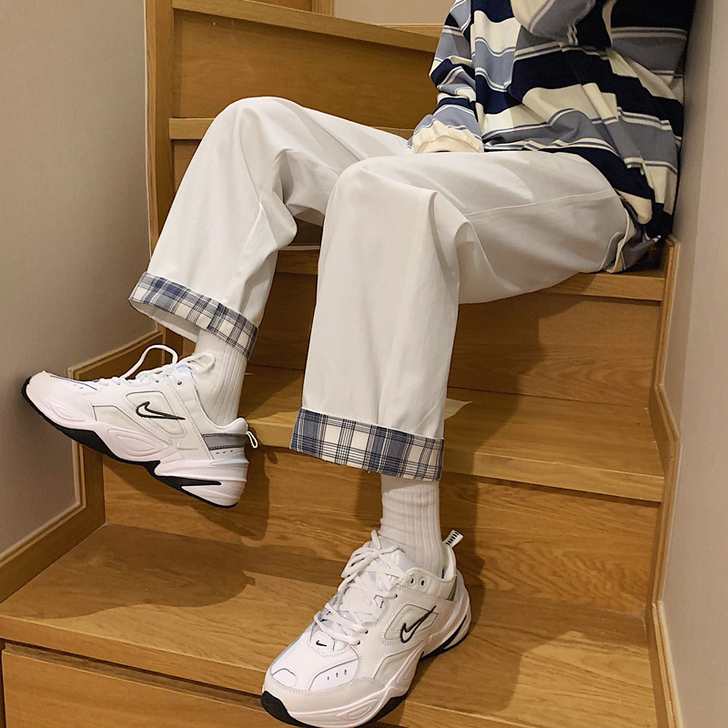 全新，仅试穿过，吊牌剪了，和本人风格不符