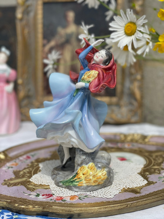 Royal Doulton 皇家道尔顿瓷偶...