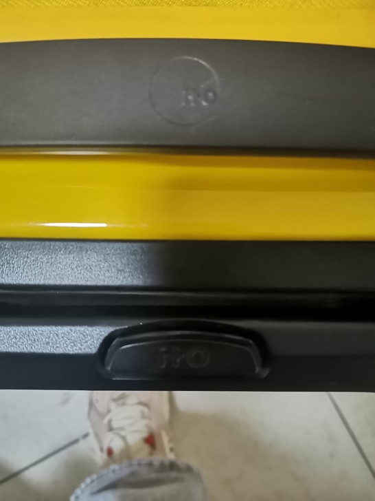 ito儿童拉杆箱,原价799购置,长高30...