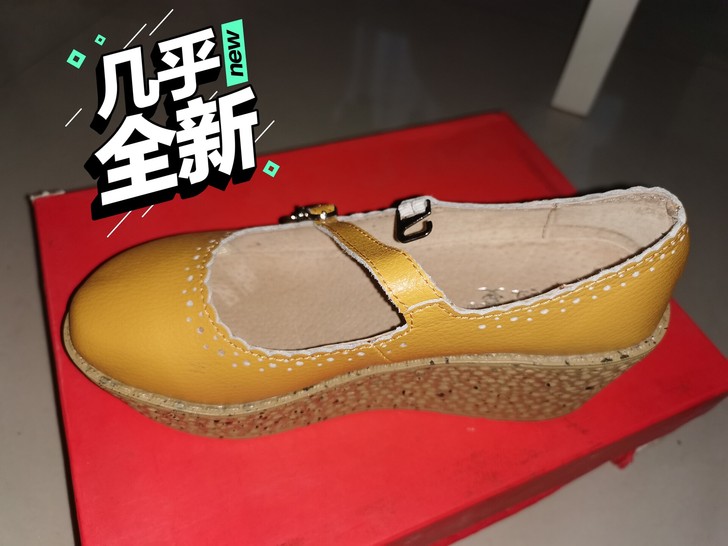 小码真皮单鞋 坡跟鞋 莎拉蔓 春秋款坡跟真...