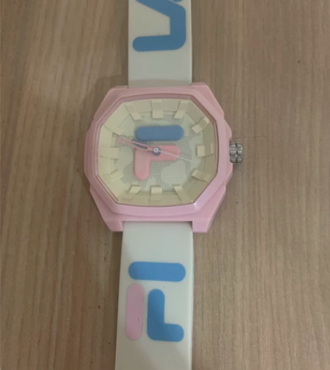 斐乐手表，没买多久，不议价，佛系出 感兴趣...