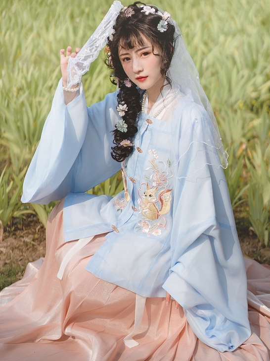 花神记牡丹松鼠上袄