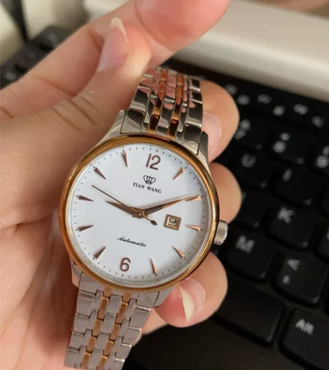 天王机械女表手表 成色如图,还有包装盒,自...