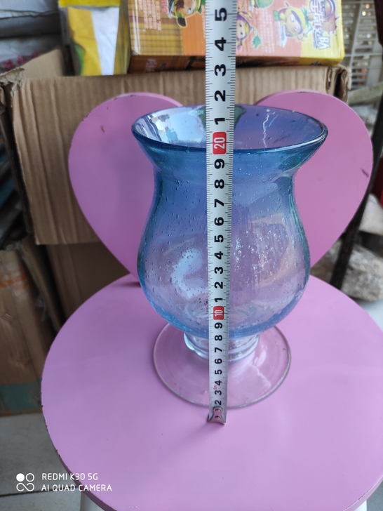 花瓶200个。高20厘米直径11.5厘米，...