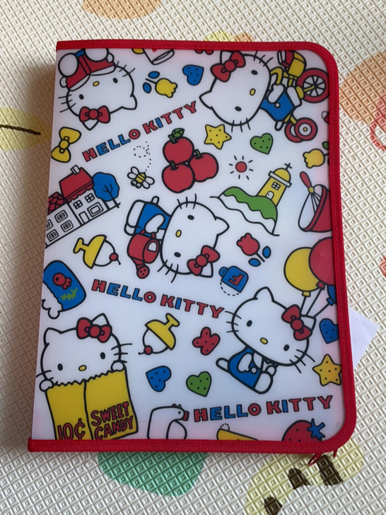三丽鸥抽奖,全新Kitty满印文件袋,80...