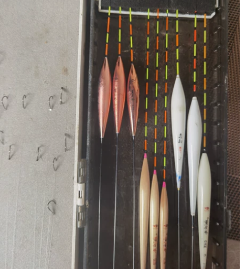 黄金眼彩金版c-016一套三只,包正品。有...