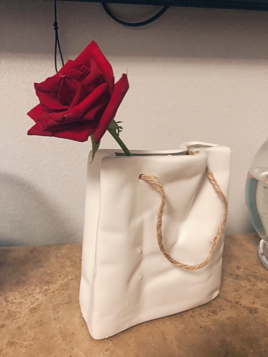 北欧ins陶瓷花瓶摆件创意手提袋插花现代简...