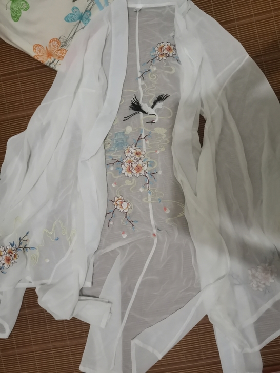 池夏，花神记，40元一件，包邮，S码，不讲价