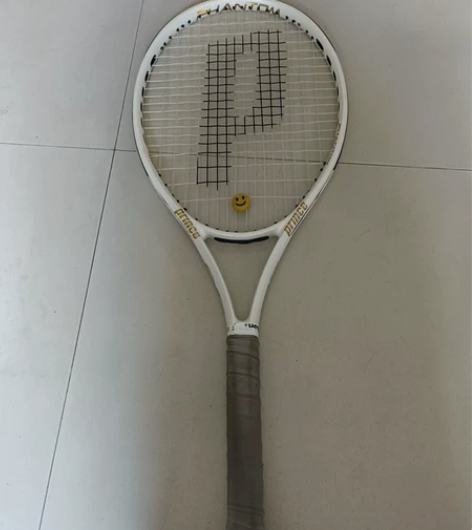 prince网球拍 体育课从学校买的,适合...