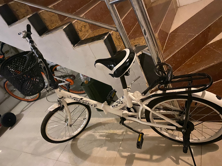 八成新自提！格美特 折叠自行车